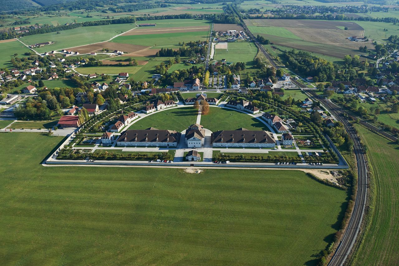 Monuments Salines Royales d'Arc-Et-Senans BI-0172